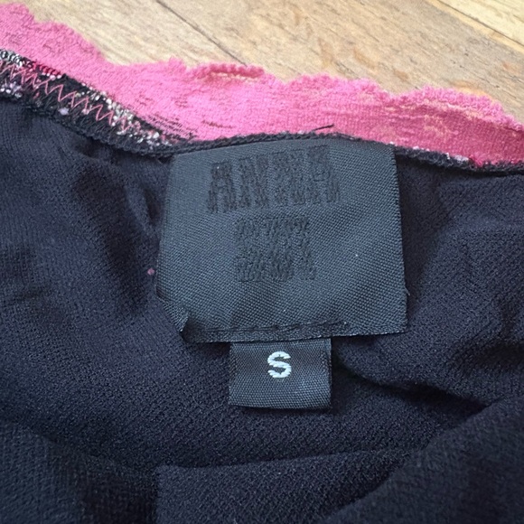 Anna Sui Black and Pink Lace A-Line Skirt - Picture 3 of 3